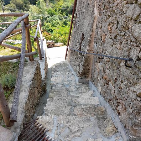 Ca Di Pippo "Tasso" Appartamento Ristrutturato Orco Feglino Exterior foto