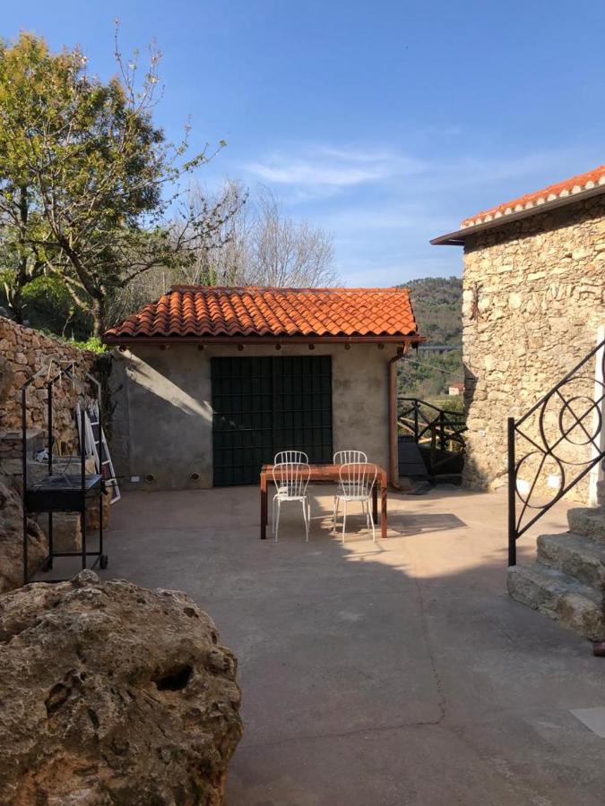 Ca Di Pippo "Tasso" Appartamento Ristrutturato Orco Feglino Exterior foto