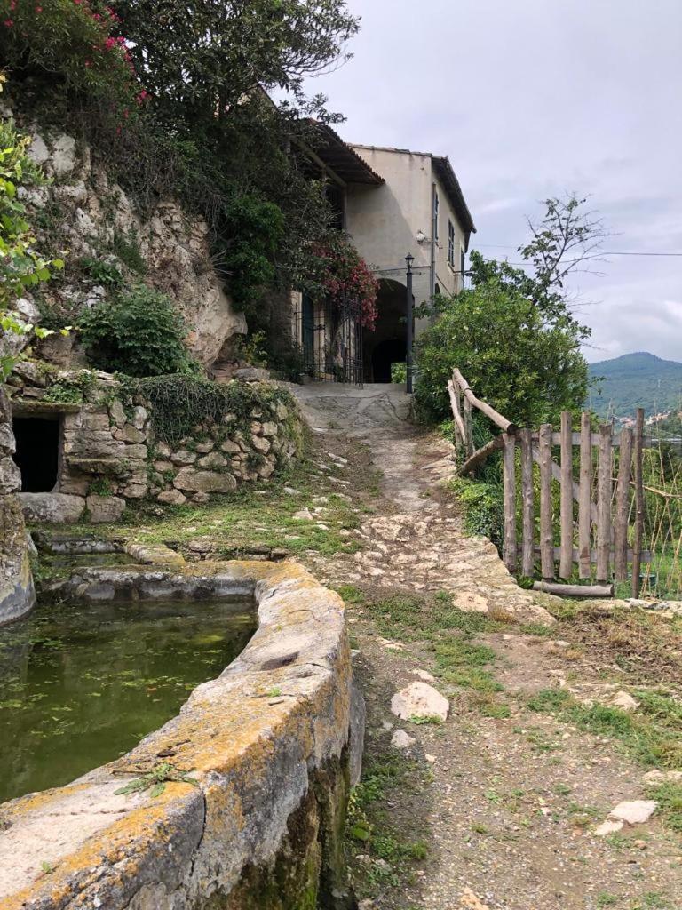 Ca Di Pippo "Tasso" Appartamento Ristrutturato Orco Feglino Exterior foto
